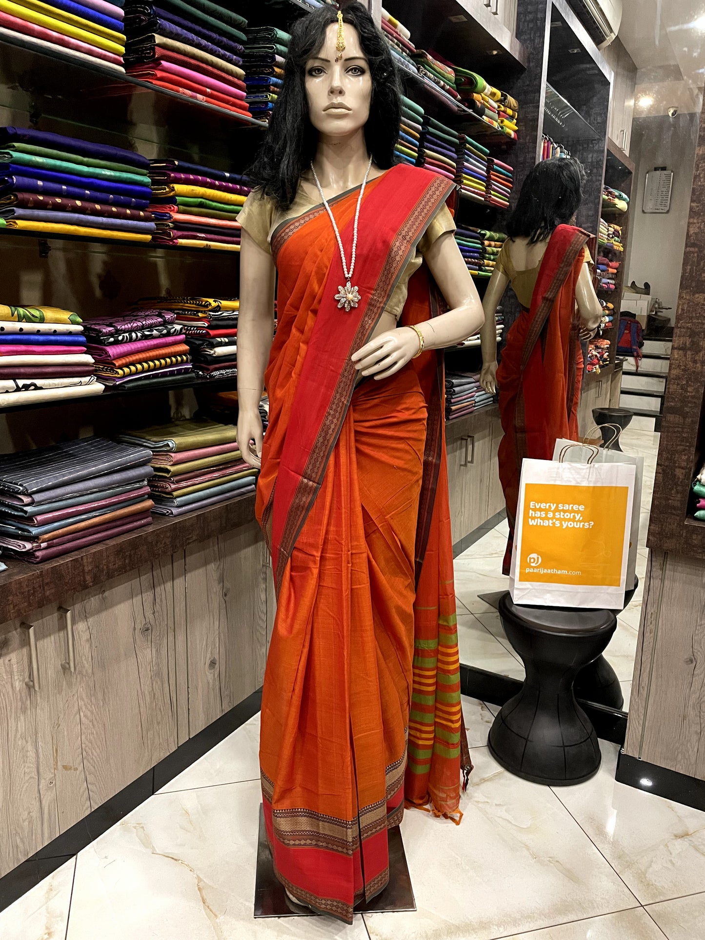 AU24A007 Orange Red Pure Handloom Narayanpet Cotton Saree