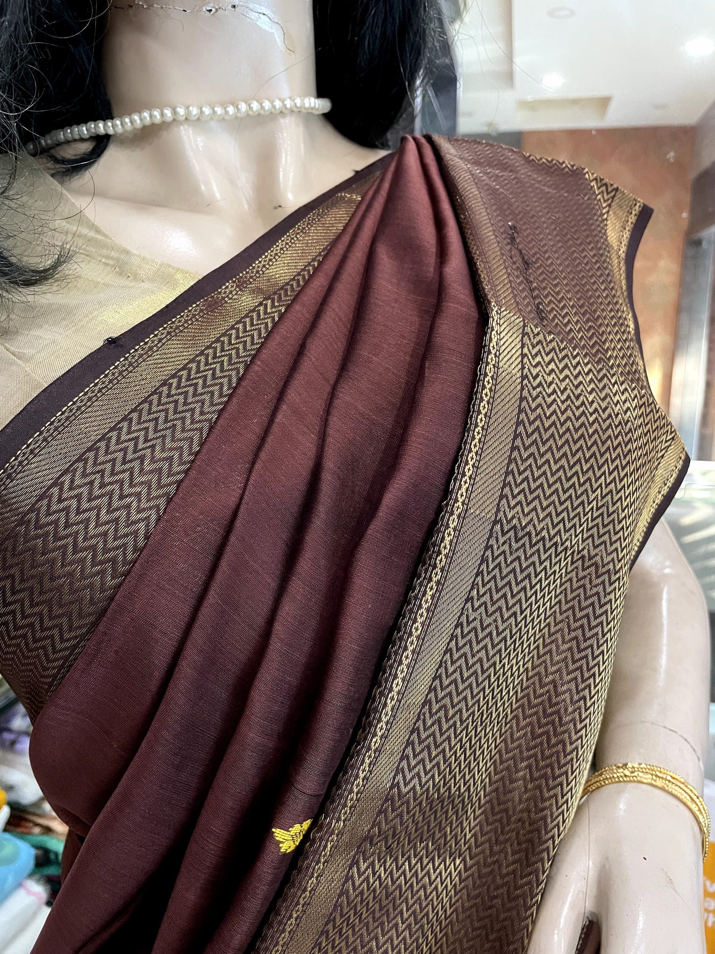 D24A033 Brown Black Pure Handloom Maheshwari Silk Saree