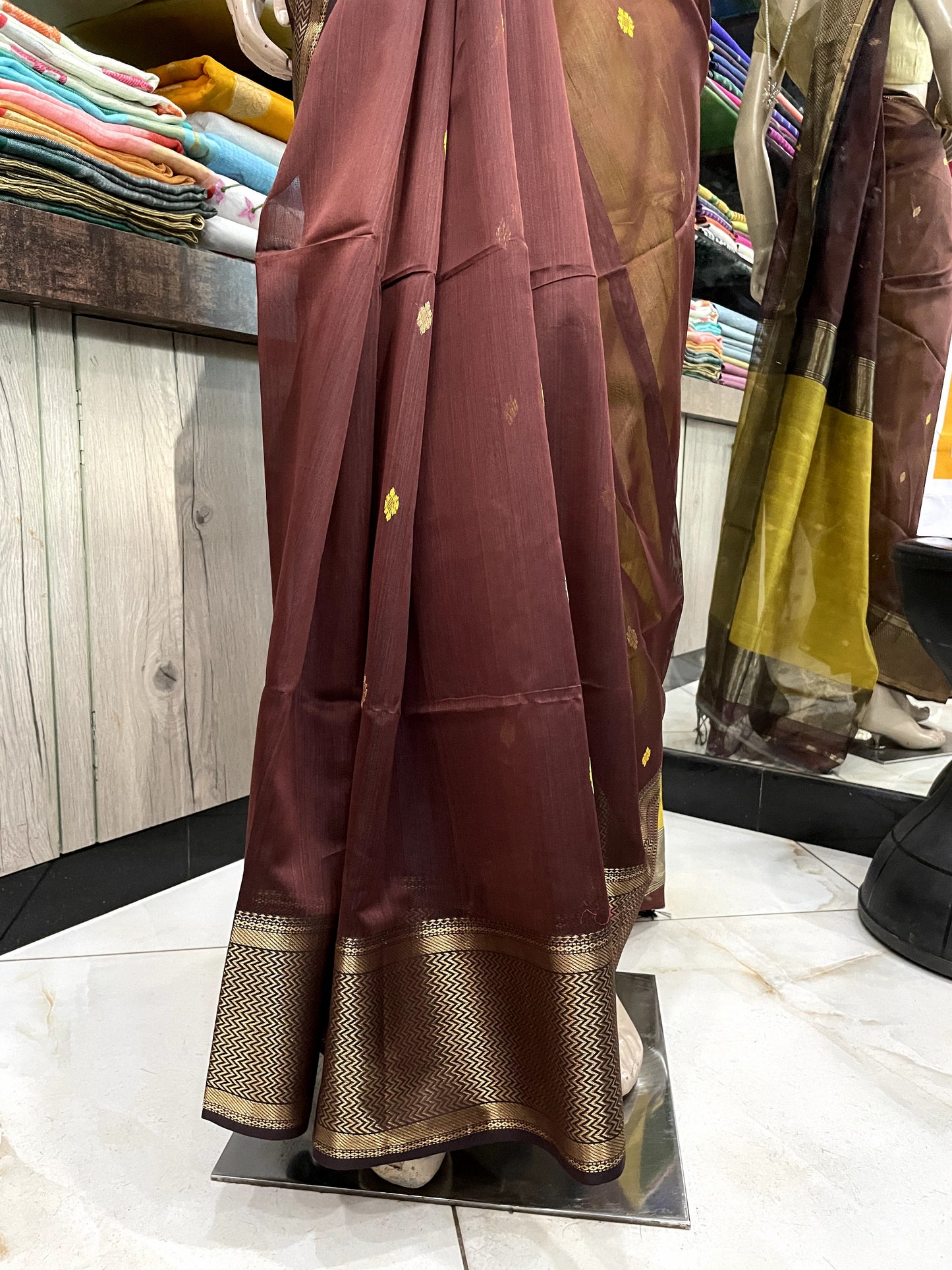 D24A033 Brown Black Pure Handloom Maheshwari Silk Saree