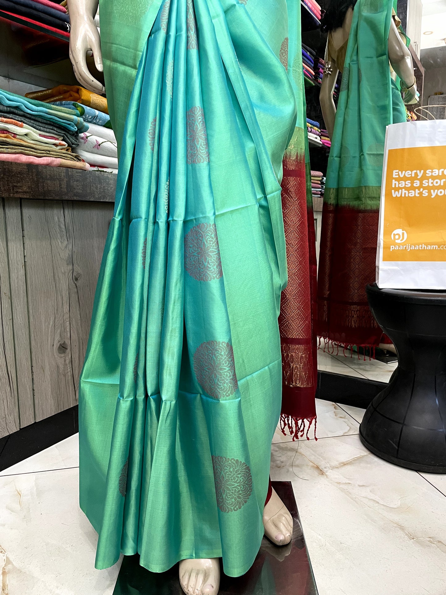 OT24A100 Blue Red Pure Handloom Soft Silk Saree