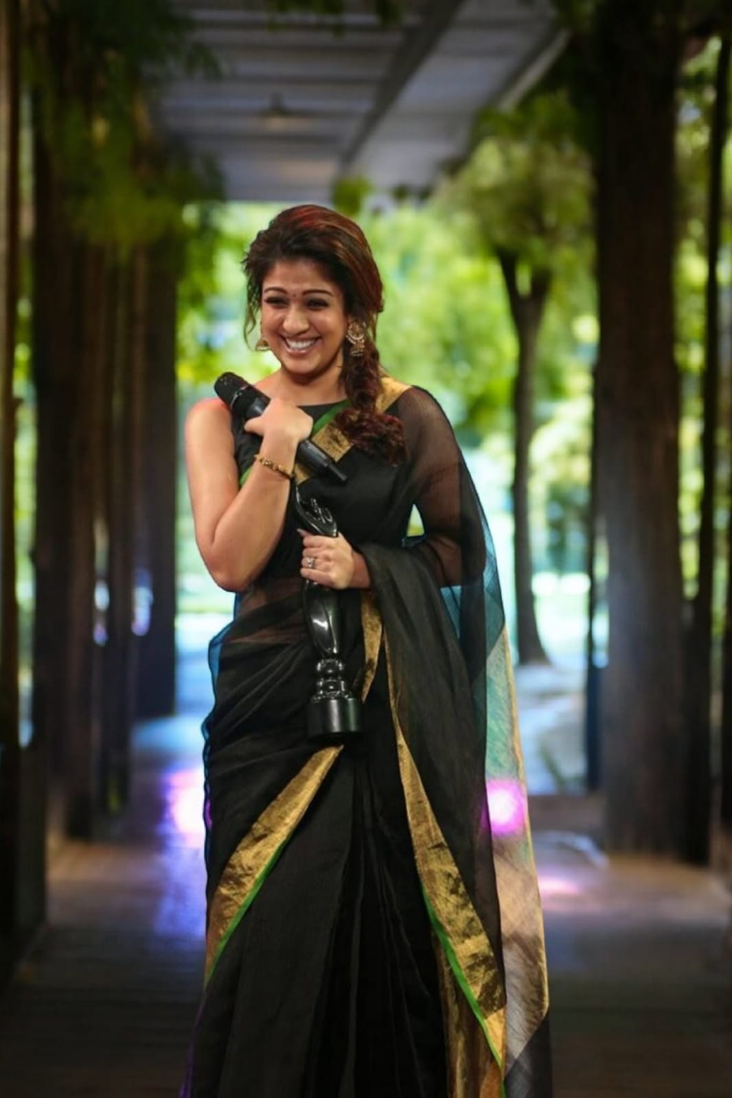 PJDC24A041 Black Green Pure Handloom Linen Saree