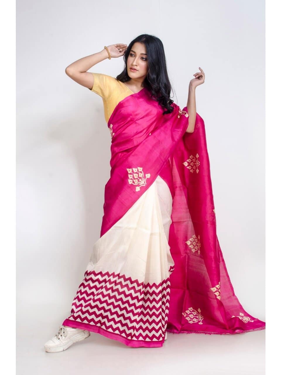 PJMR20A025 White Rose Block Print Bishnupuri Silk Saree