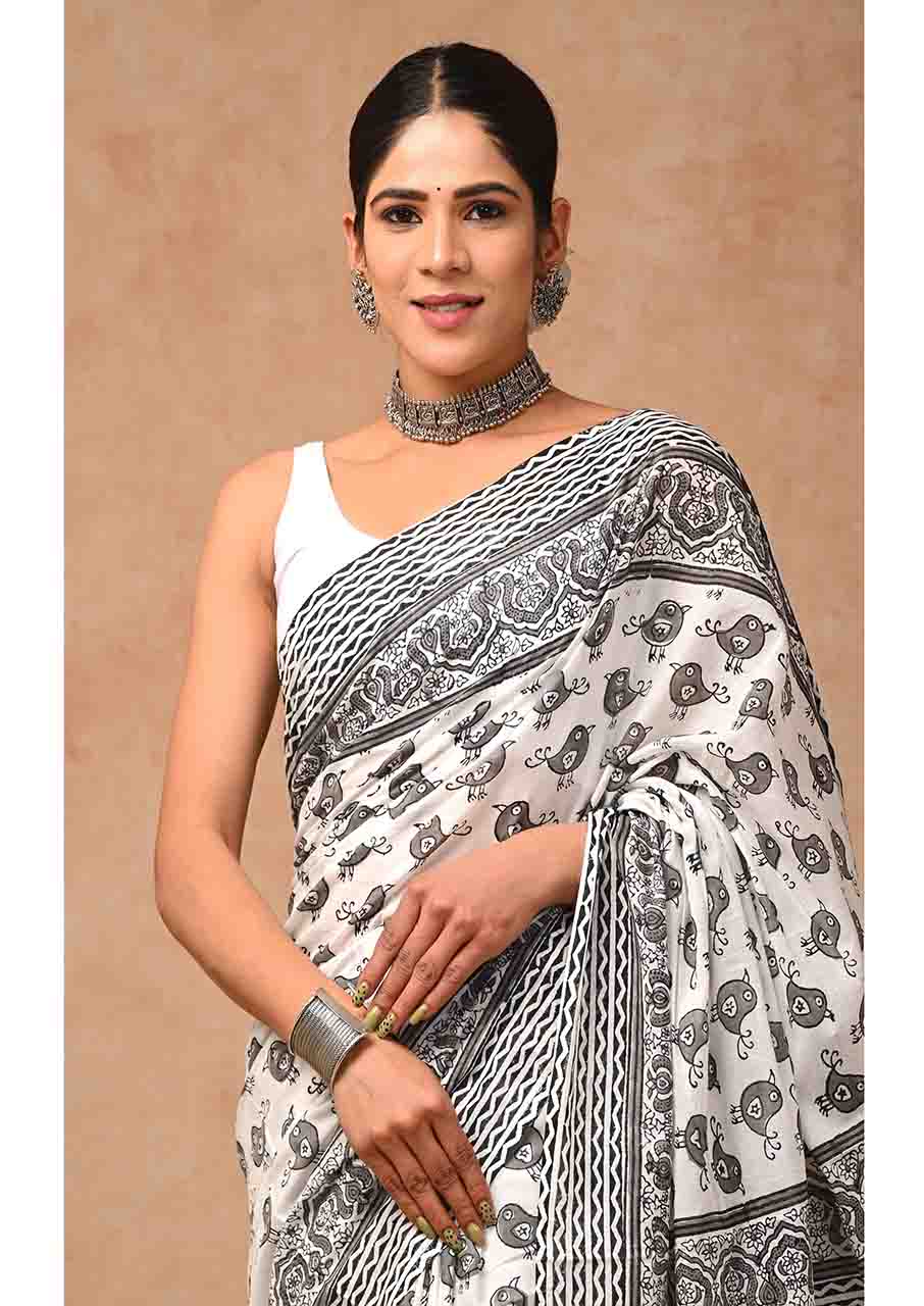 White Black Pure Handloom Batik Print Cotton Saree