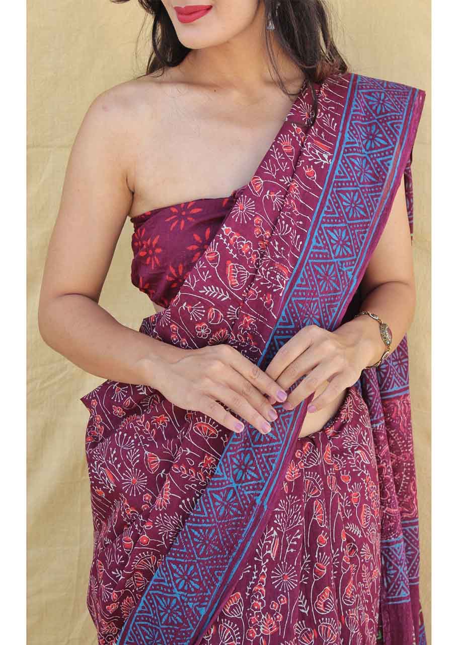 Red Blue Pure Handloom Batik Print Cotton Saree