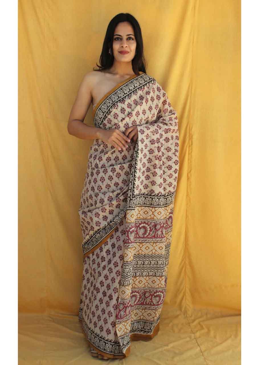 Cream Maroon Pure Handloom Batik Print Cotton Saree