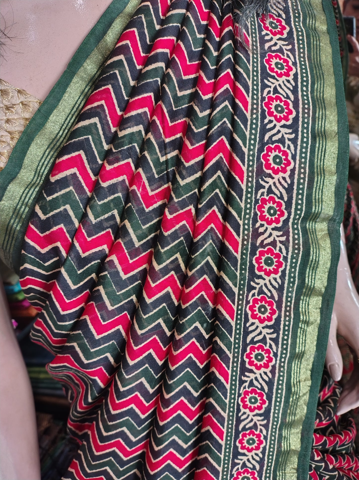 JL26A075 Green and Red Pure Hand Block Printed Chanderi Silk Saree