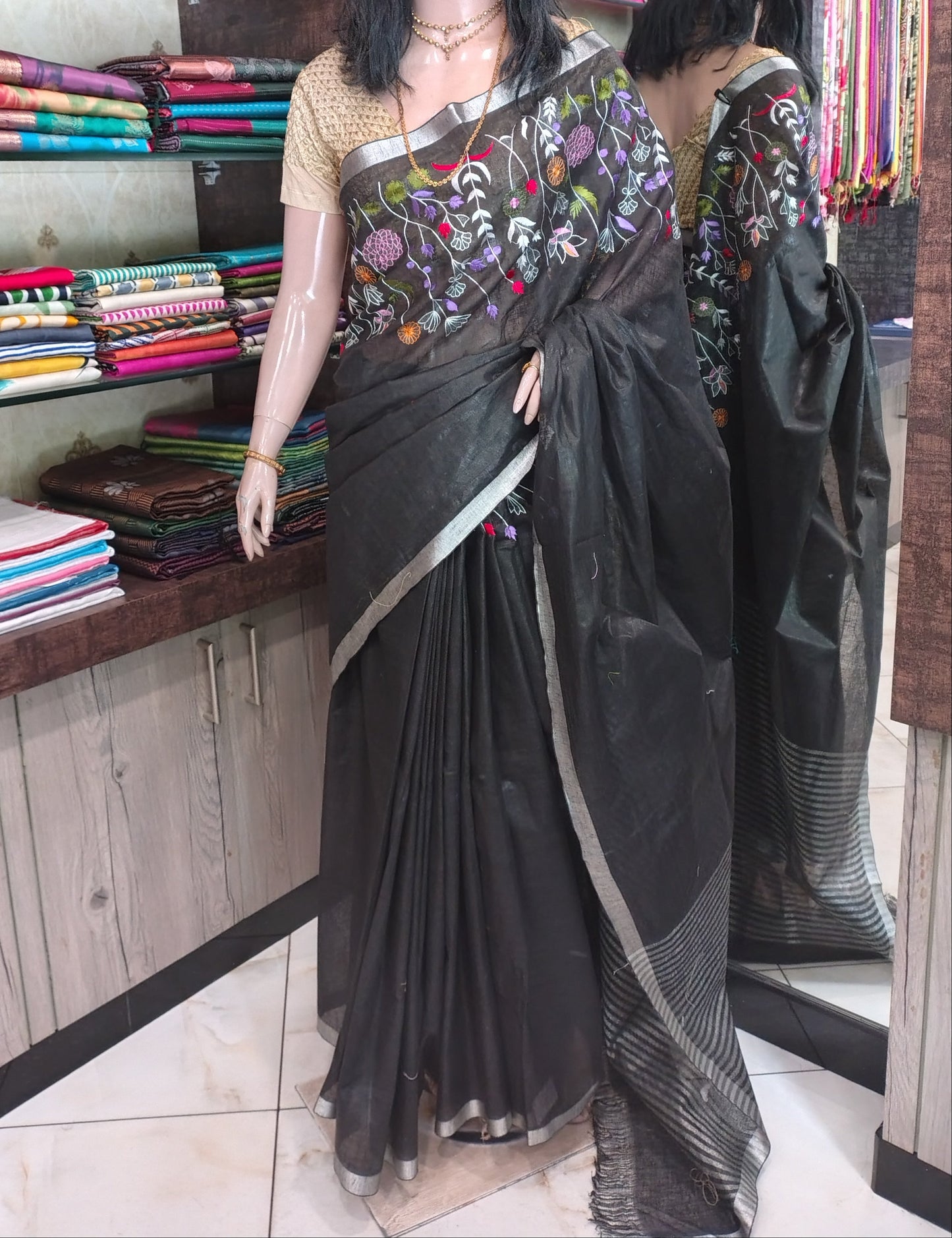 JL26A054 Black Pure Handloom Linen Embroidered Saree