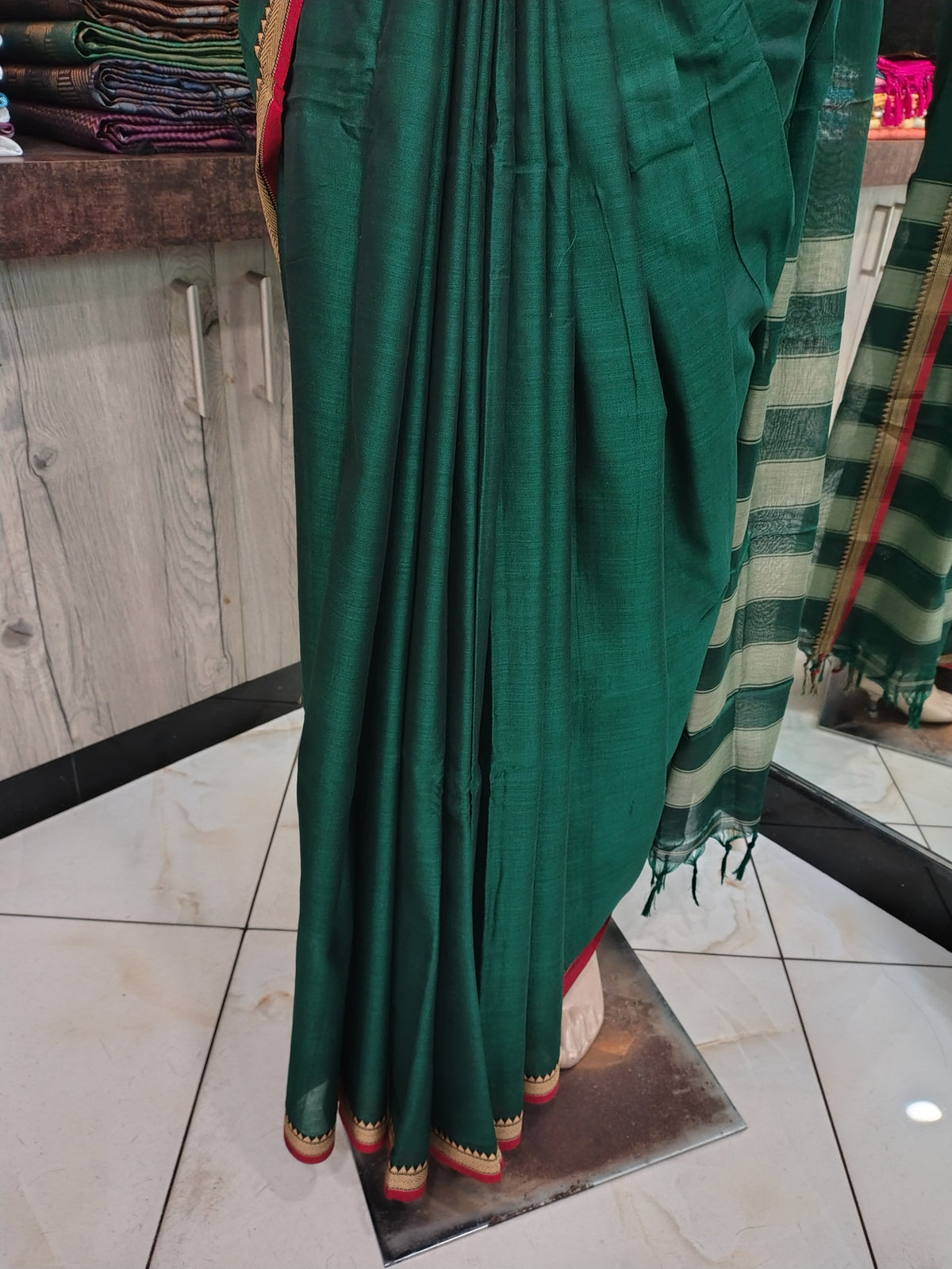 JL26A149 Green Pure Handloom Narayanpet Cotton Saree