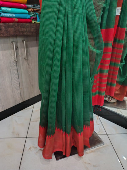 OT26A040 Green Pure Handloom Mangalgiri Cotton Saree