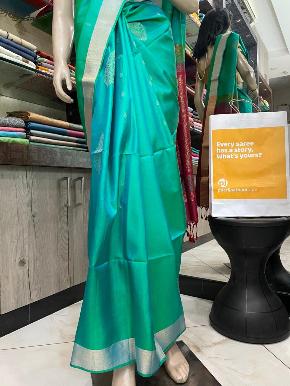 OT25A081 Green Pure Handloom Soft Silk Saree