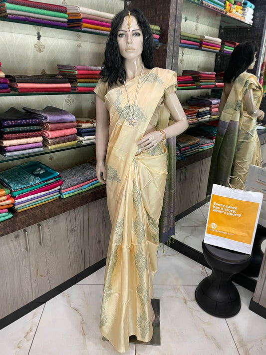 OT25A088 Cream Pure Handloom Soft Silk Saree