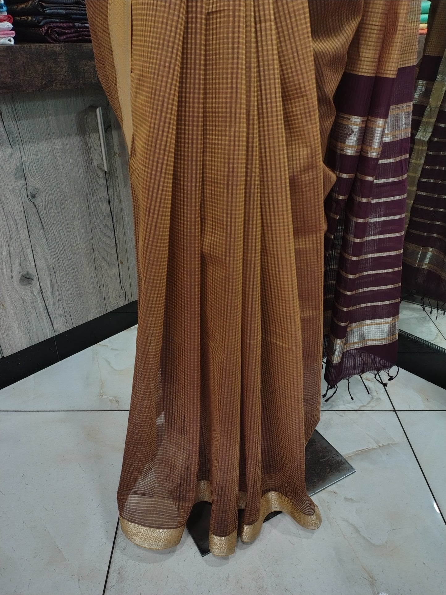 JL26A037 Brown Pure Handloom Mangalgiri Cotton Saree