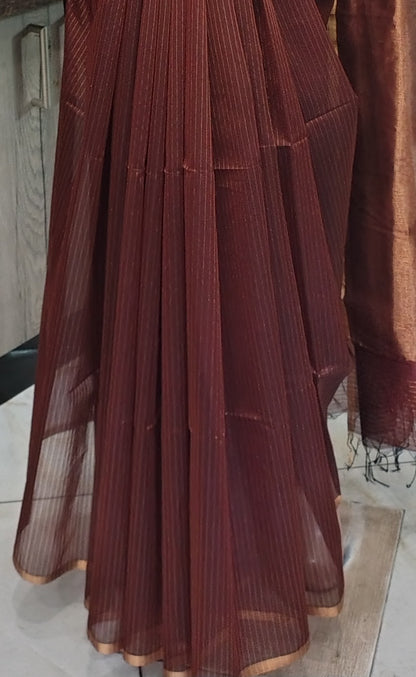 JN26A090 Maroon and Gold Pure Handloom Maheshwari Silk Saree