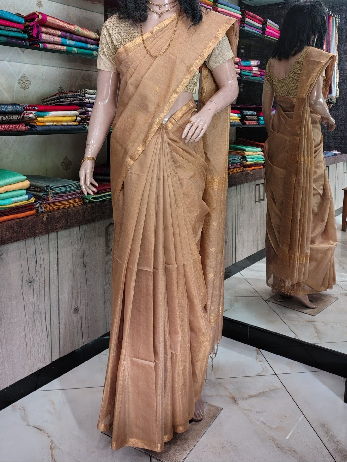 JN26A096 Gold Pure Handloom Maheshwari Silk Saree