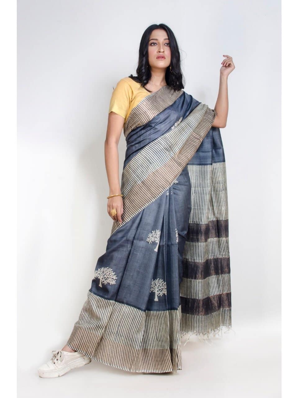 PJMR20A022 Grey Gold Block Print Tussar Silk Saree