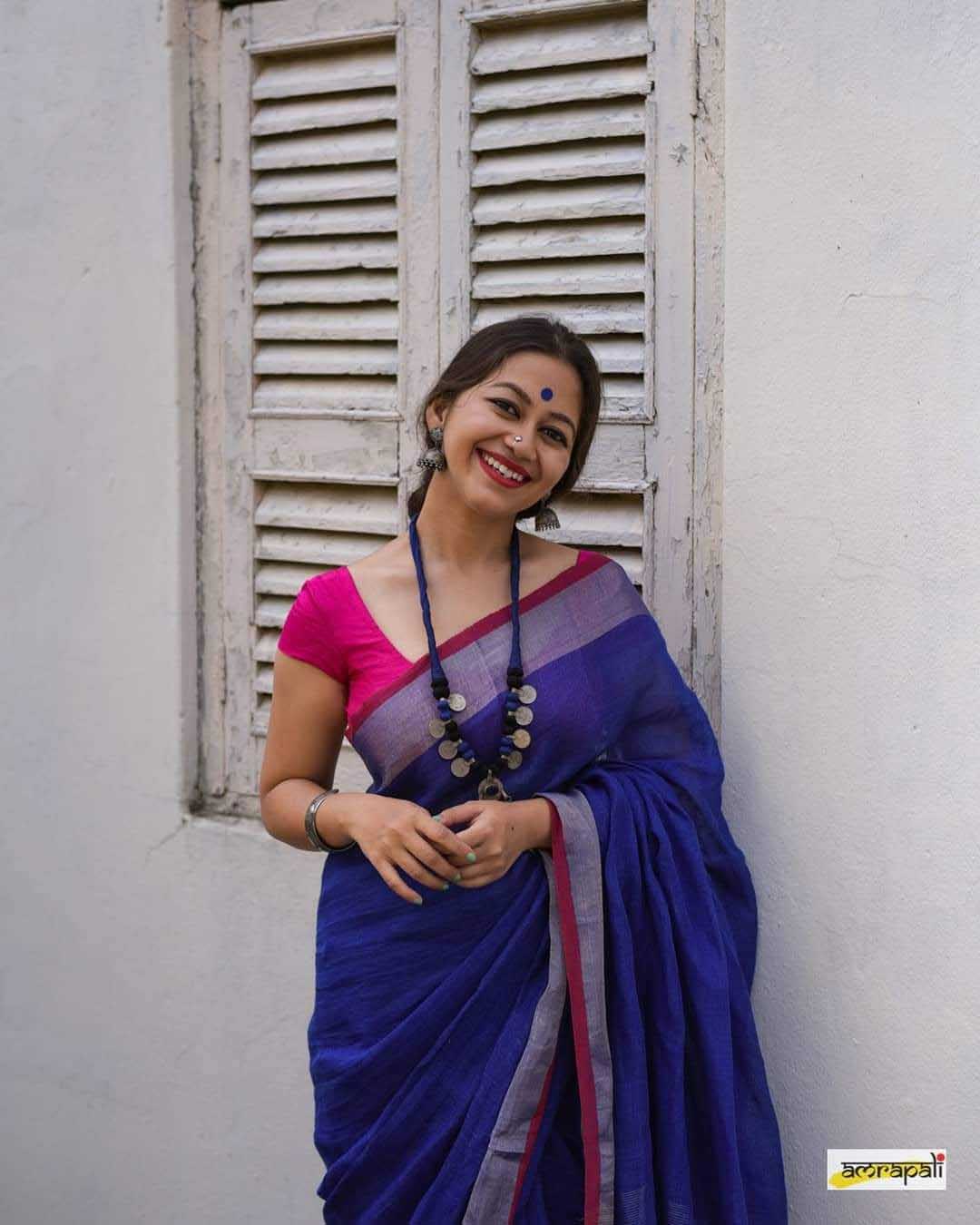 Blue Rose Linen Saree