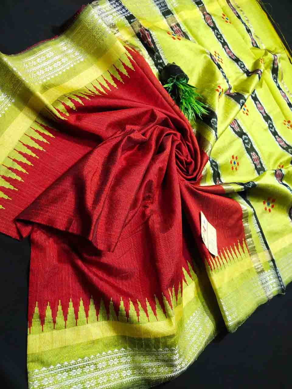 Red Colour Banglori Handloom Raw Silk Saree With Running Blouse Piece –  Sareewave